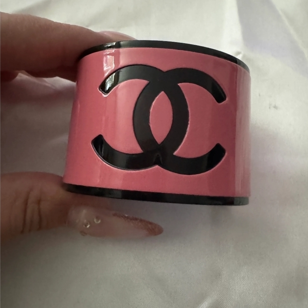 Iconic Pink and Black Logo Cuff - Picture 2 of 4